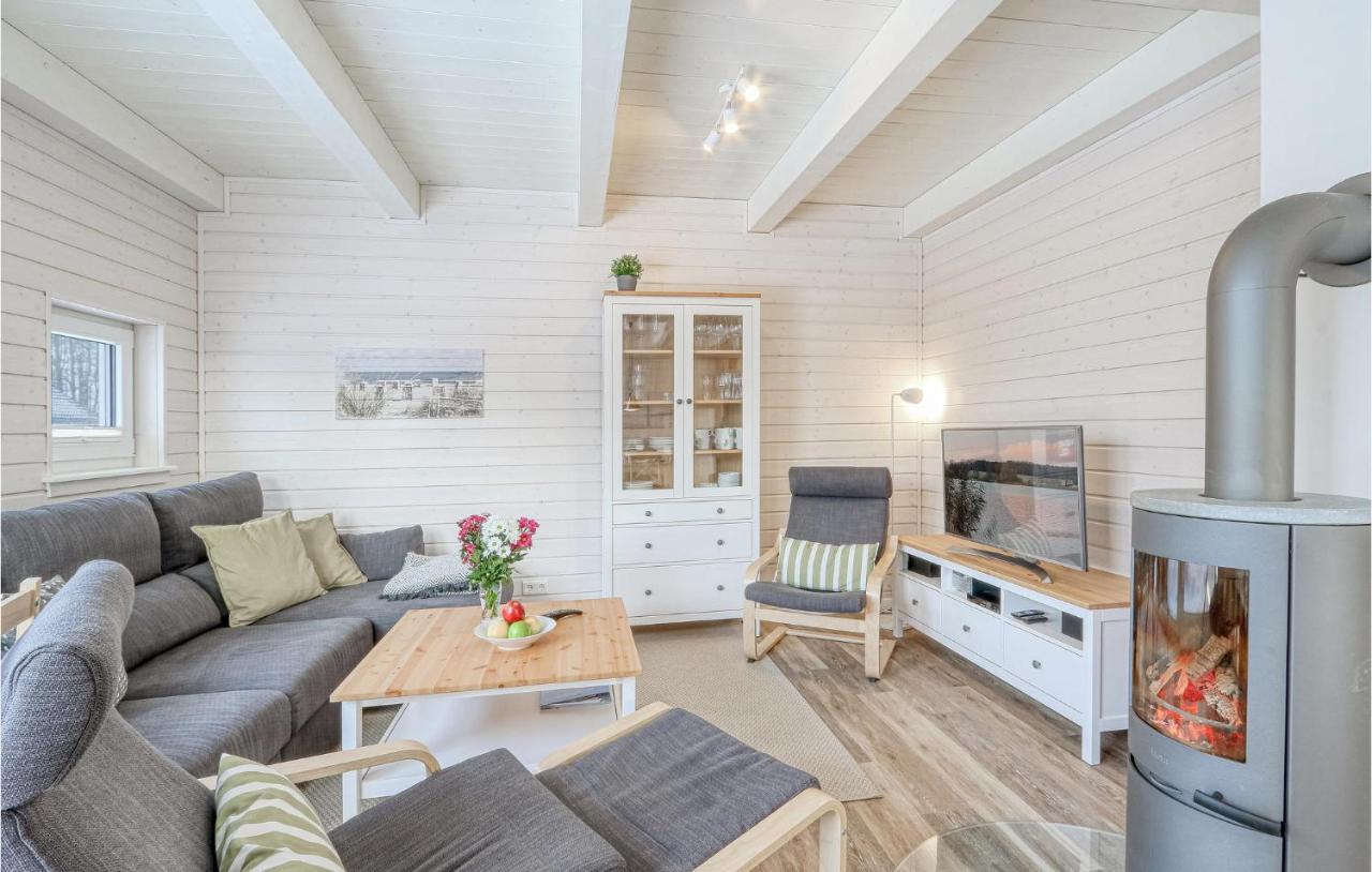 Stunning Home In Krems Ii-Warderbrueck With Sauna Gols Bagian luar foto