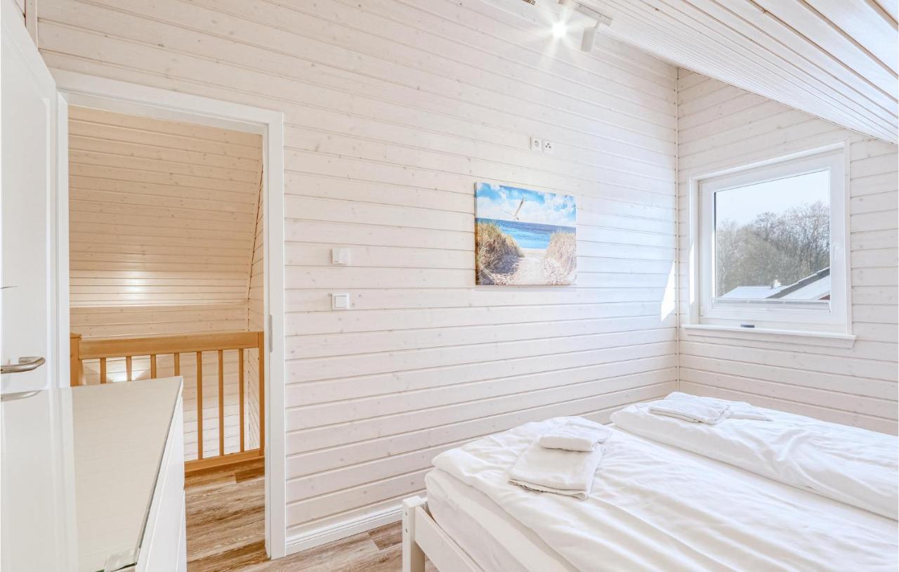 Stunning Home In Krems Ii-Warderbrueck With Sauna Gols Bagian luar foto